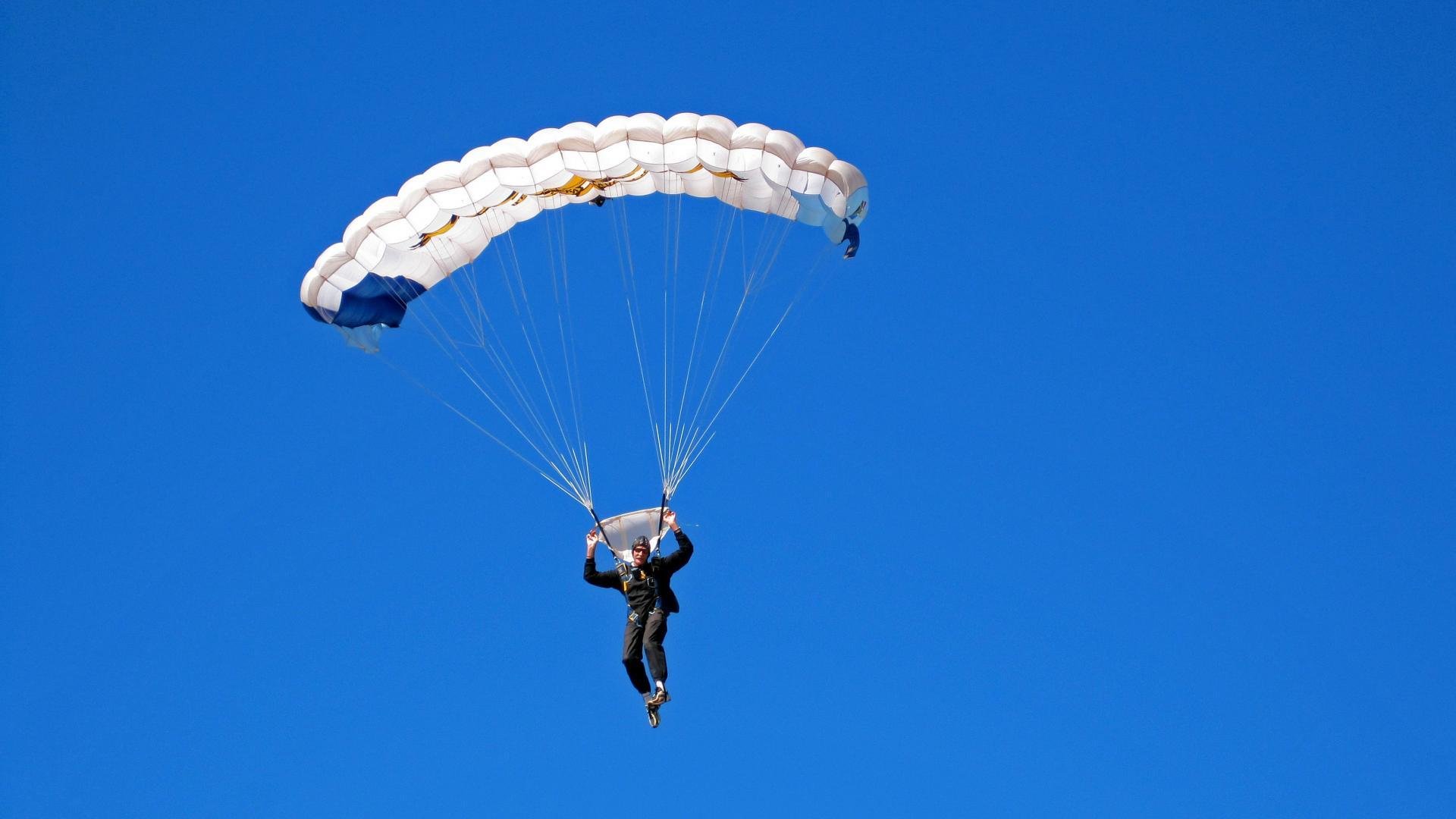 爱游戏娱乐平台-开心消消乐趣味大赛，动动手指赢取大奖，开心消消乐比赛