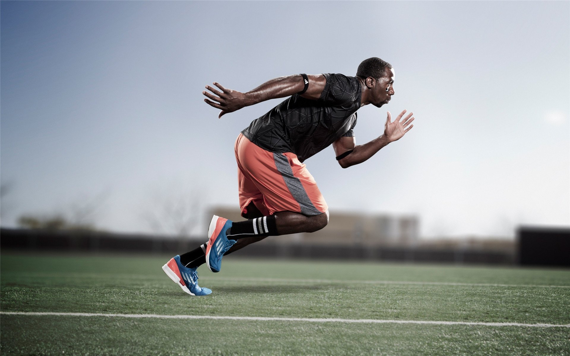 绝地求生 赛事转播技术升级提升观赛体验，绝地求生现场直播视频